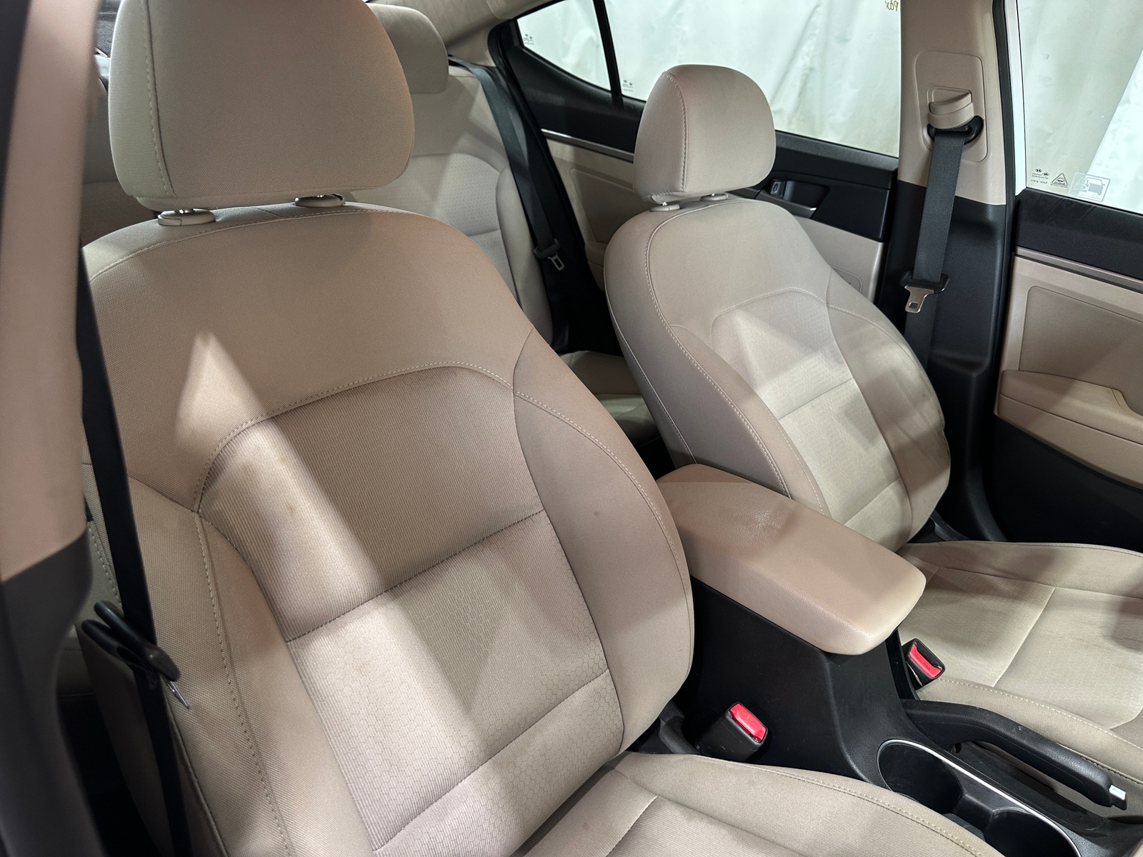 Thumbnail: 2018 Hyundai Elantra - 2