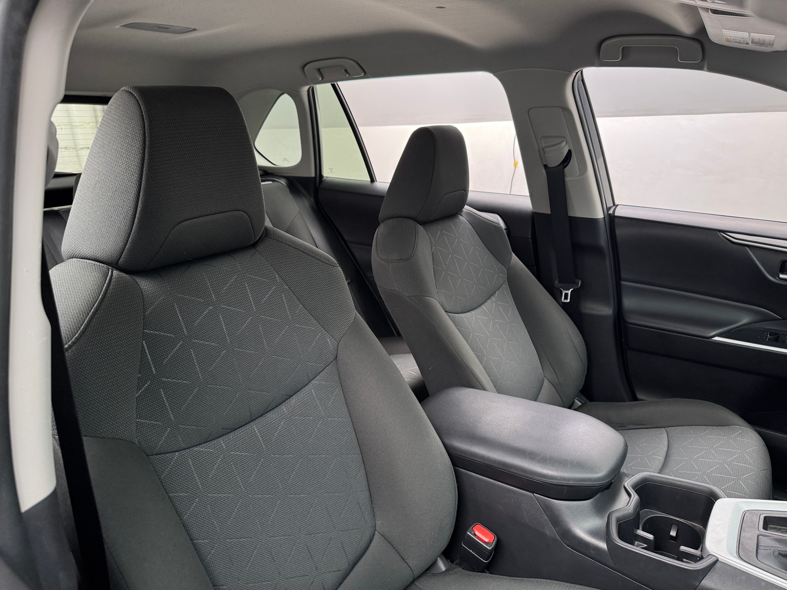 Thumbnail: 2022 Toyota RAV4 - 2