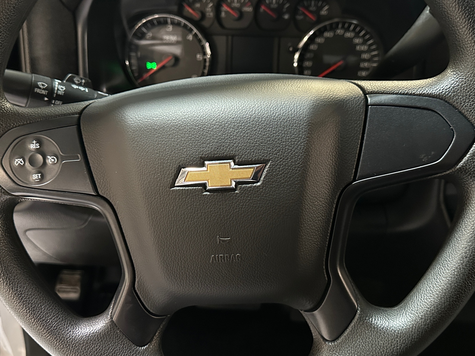 Thumbnail: 2015 Chevrolet Silverado 1500 - 5
