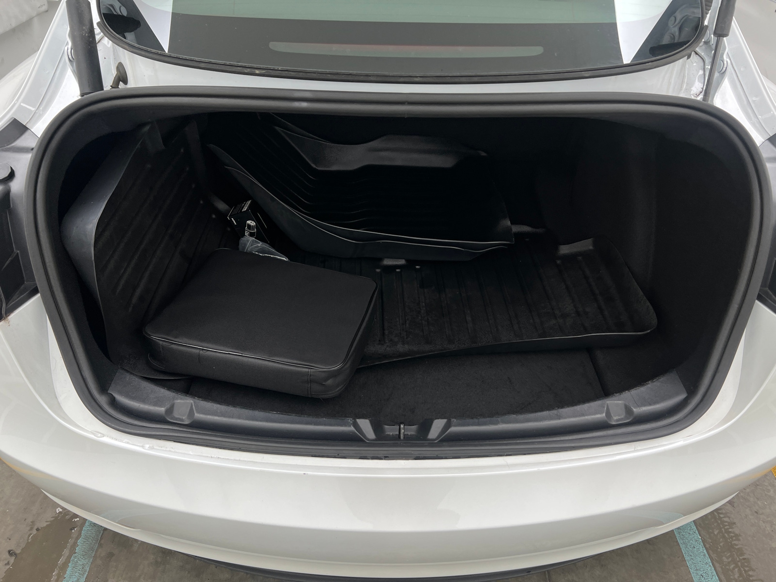 Thumbnail: 2023 Tesla Model 3 - 6