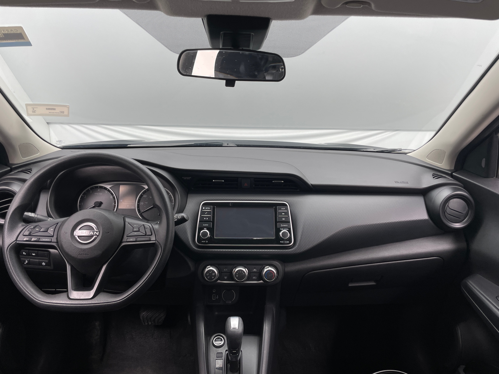 Thumbnail: 2023 Nissan Kicks - 3