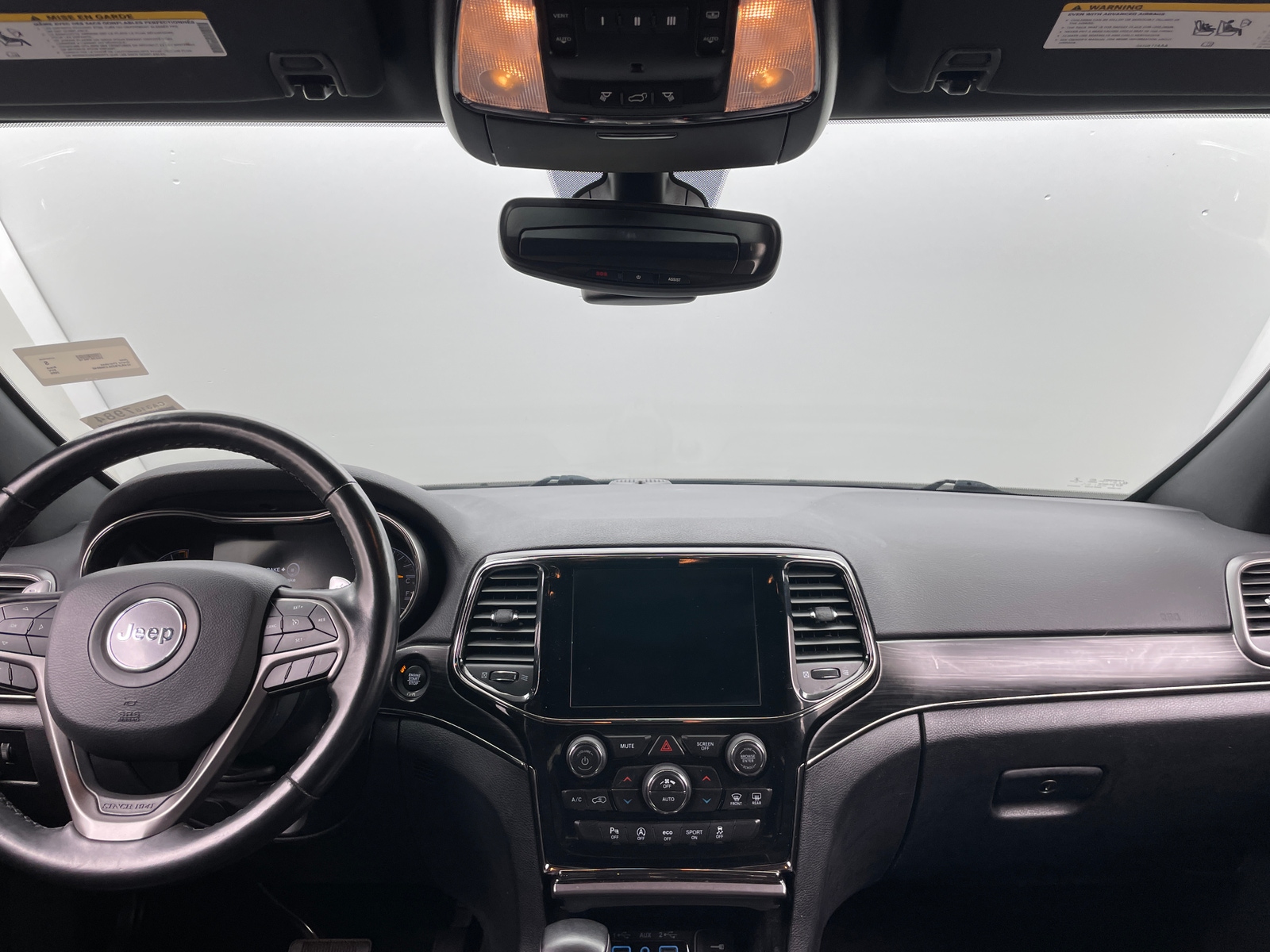 Thumbnail: 2020 Jeep Grand Cherokee - 3