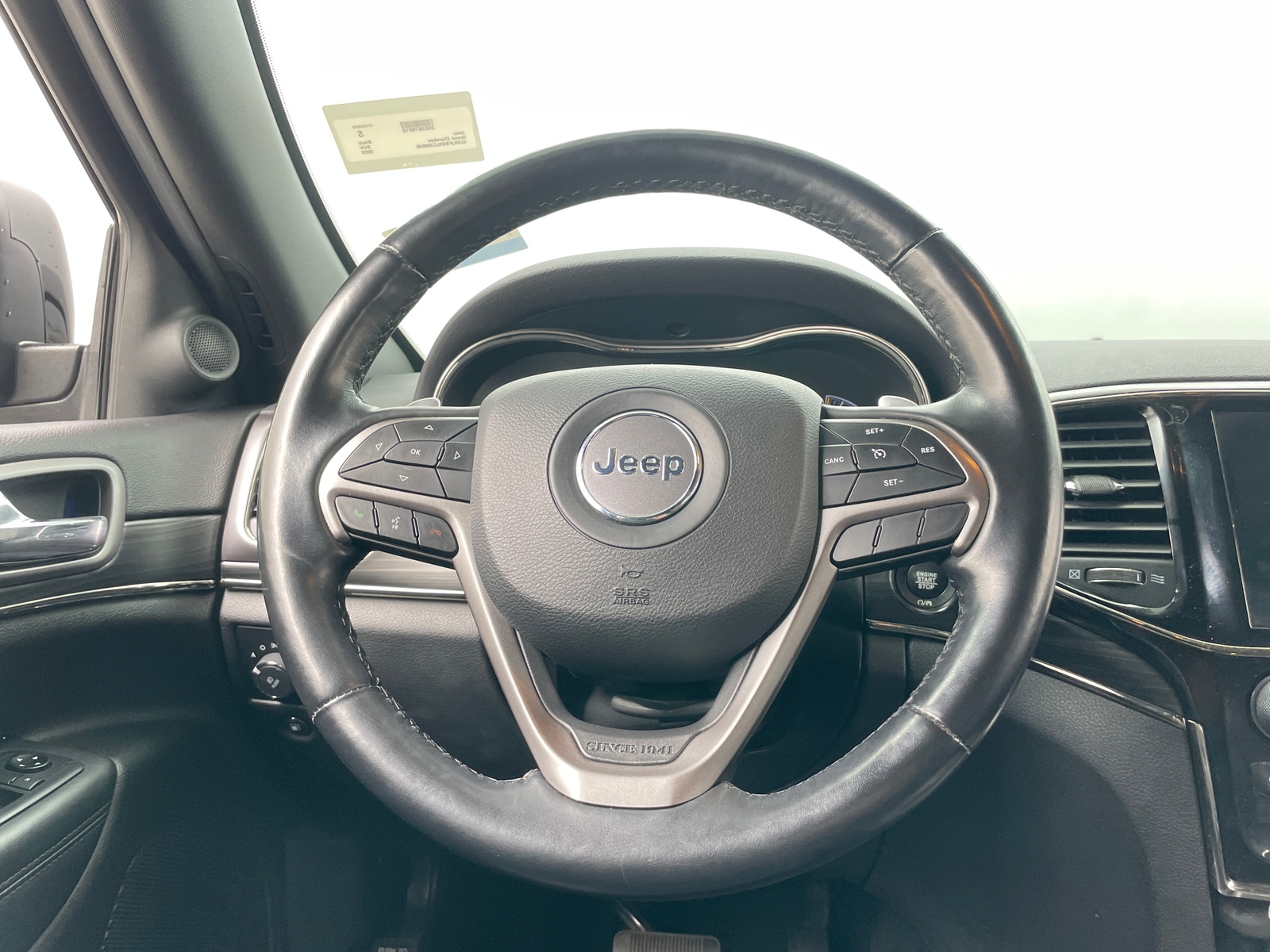 Thumbnail: 2020 Jeep Grand Cherokee - 5