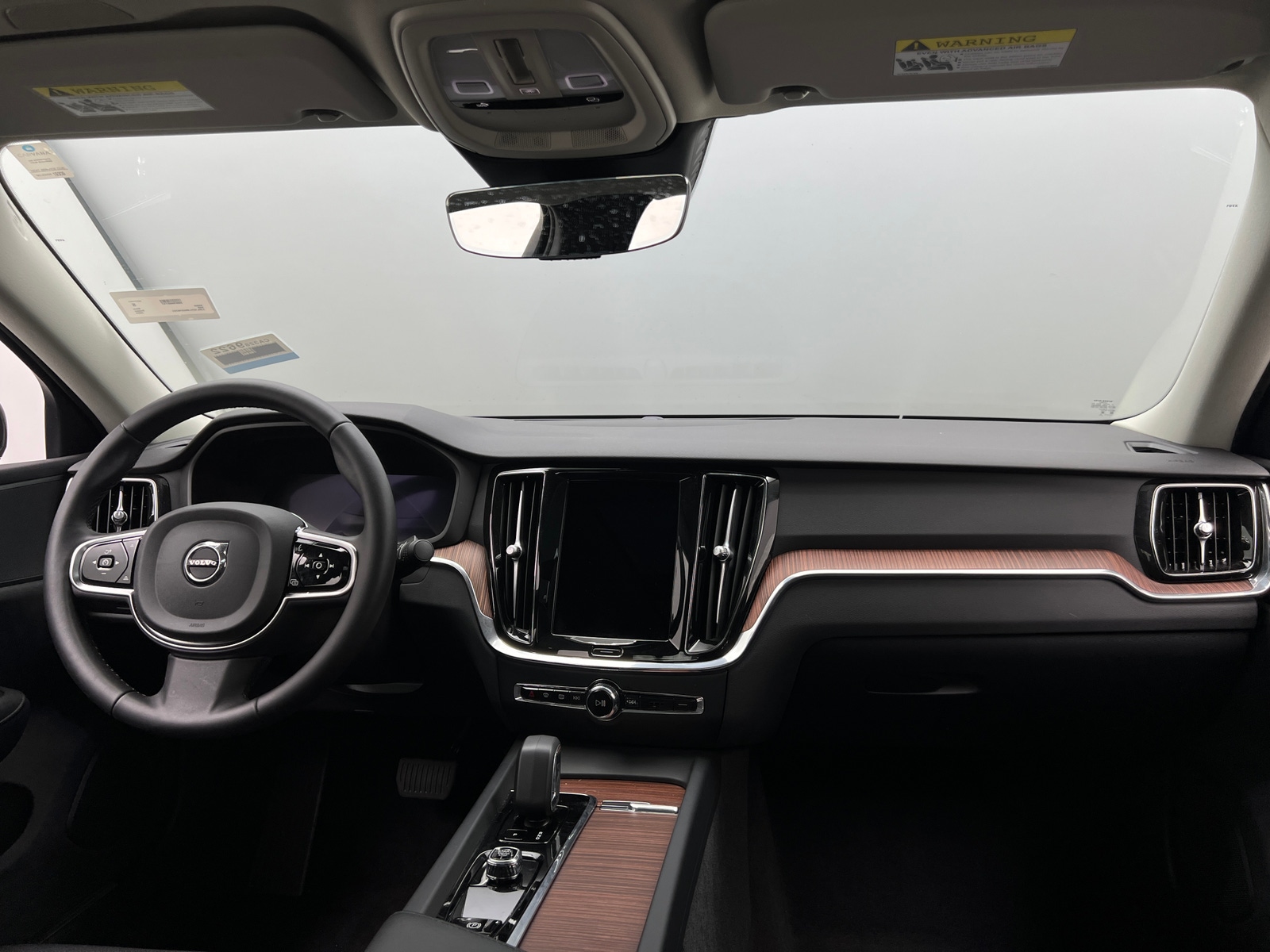 Thumbnail: 2024 Volvo S60 - 2