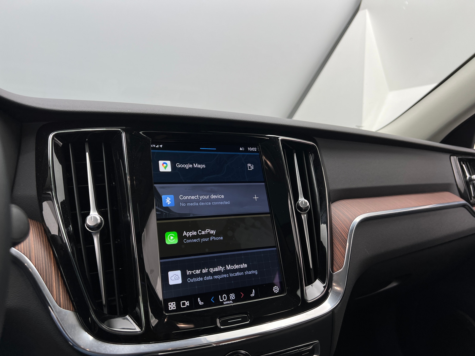 Thumbnail: 2024 Volvo S60 - 3