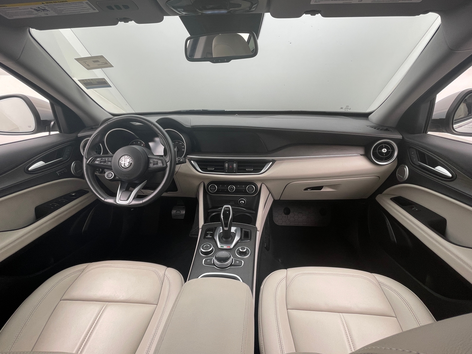 Thumbnail: 2021 Alfa Romeo Stelvio - 2