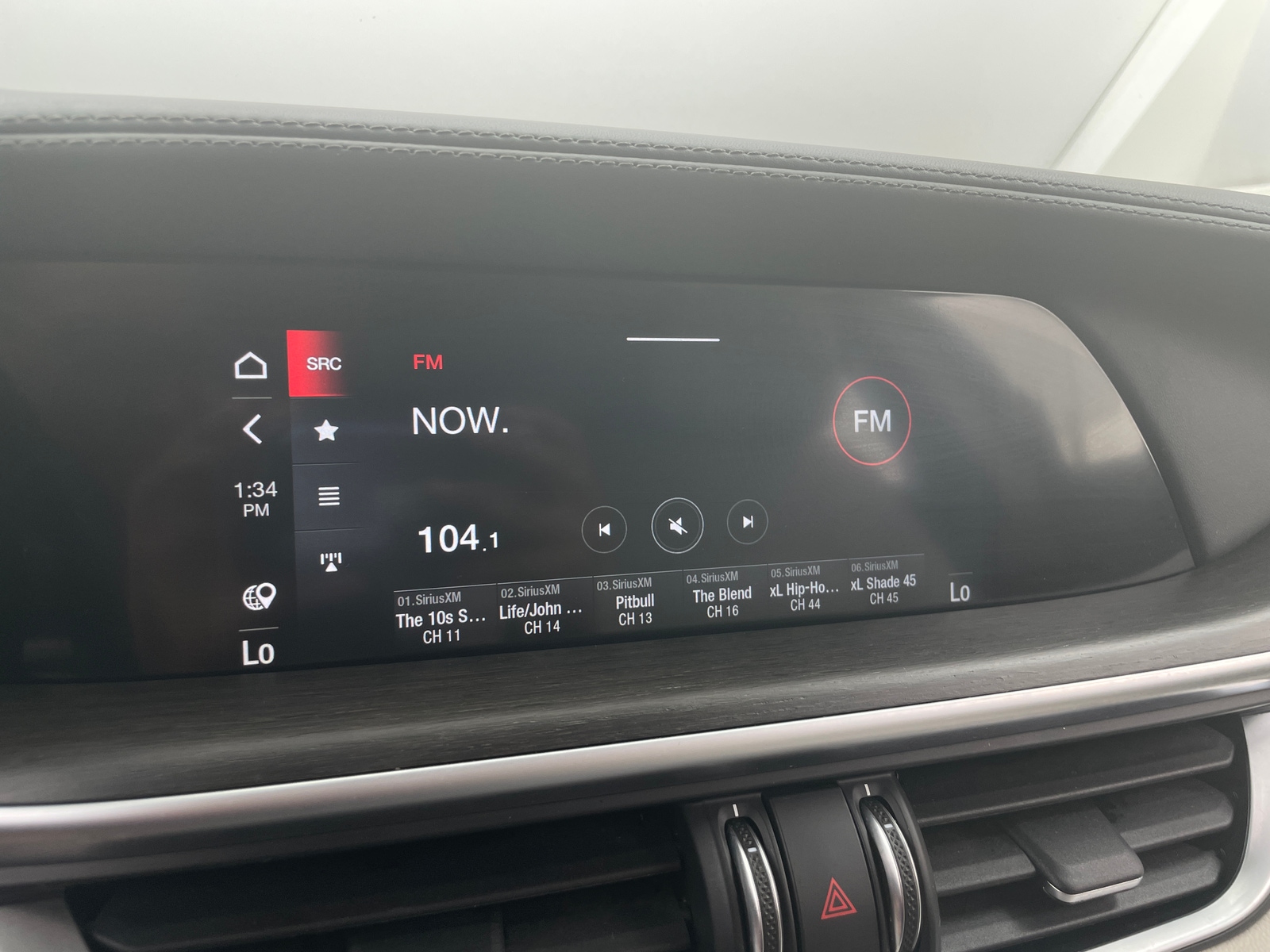 Thumbnail: 2021 Alfa Romeo Stelvio - 3