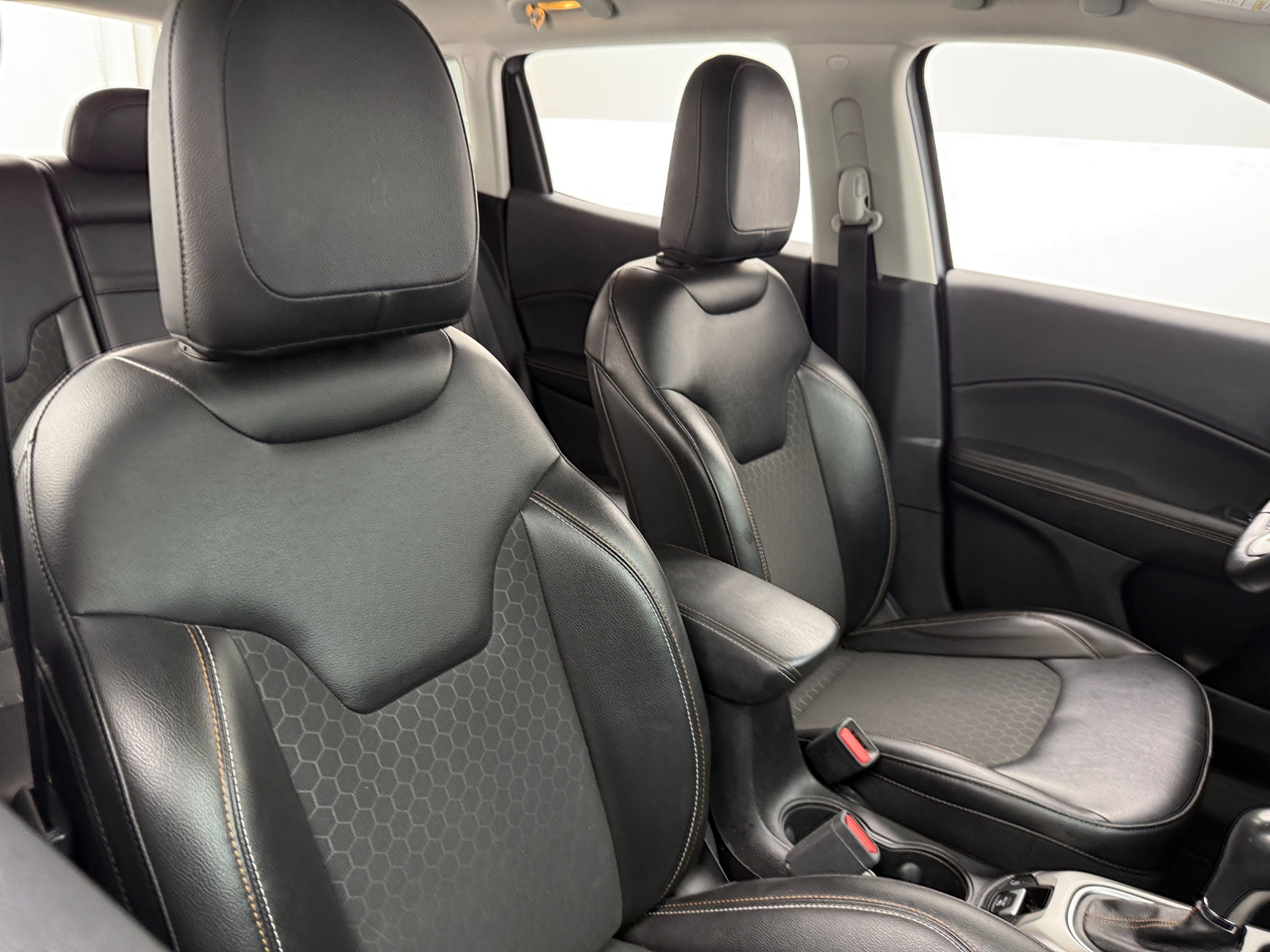 Thumbnail: 2018 Jeep Compass - 2