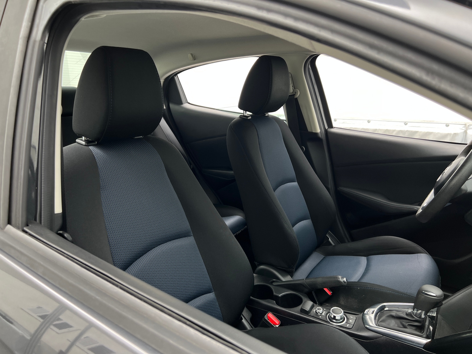 Thumbnail: 2017 Toyota Yaris iA - 2