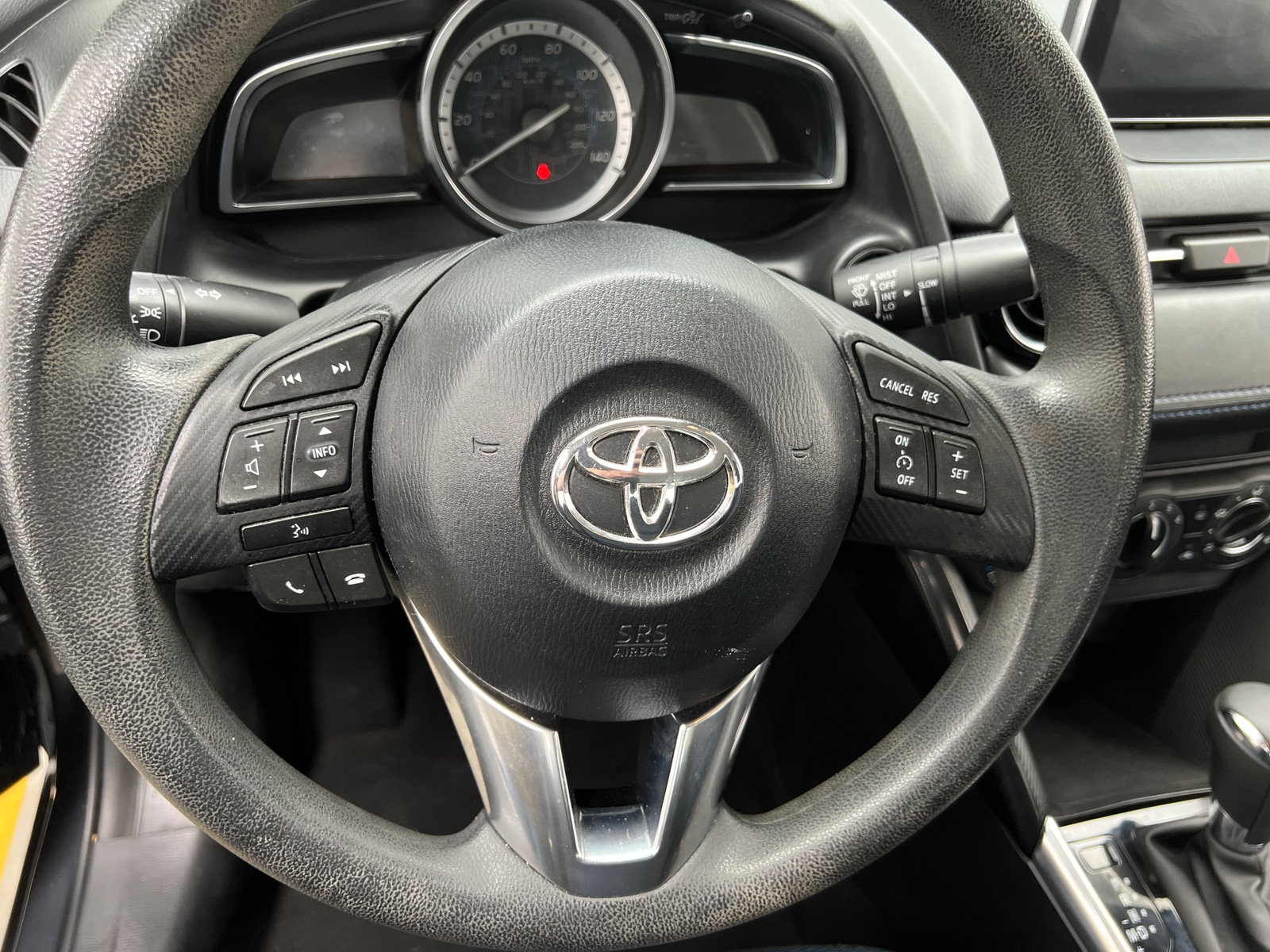 Thumbnail: 2017 Toyota Yaris iA - 5