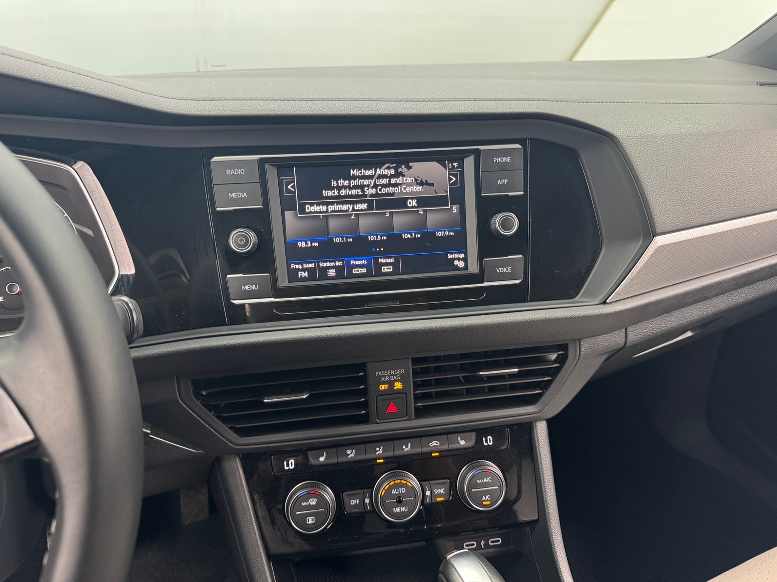 Thumbnail: 2021 Volkswagen Jetta - 3