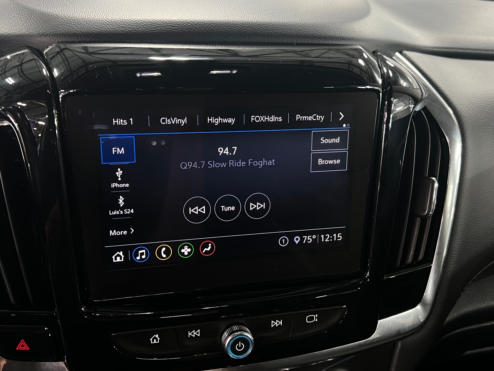 Thumbnail: 2020 Chevrolet Traverse - 4