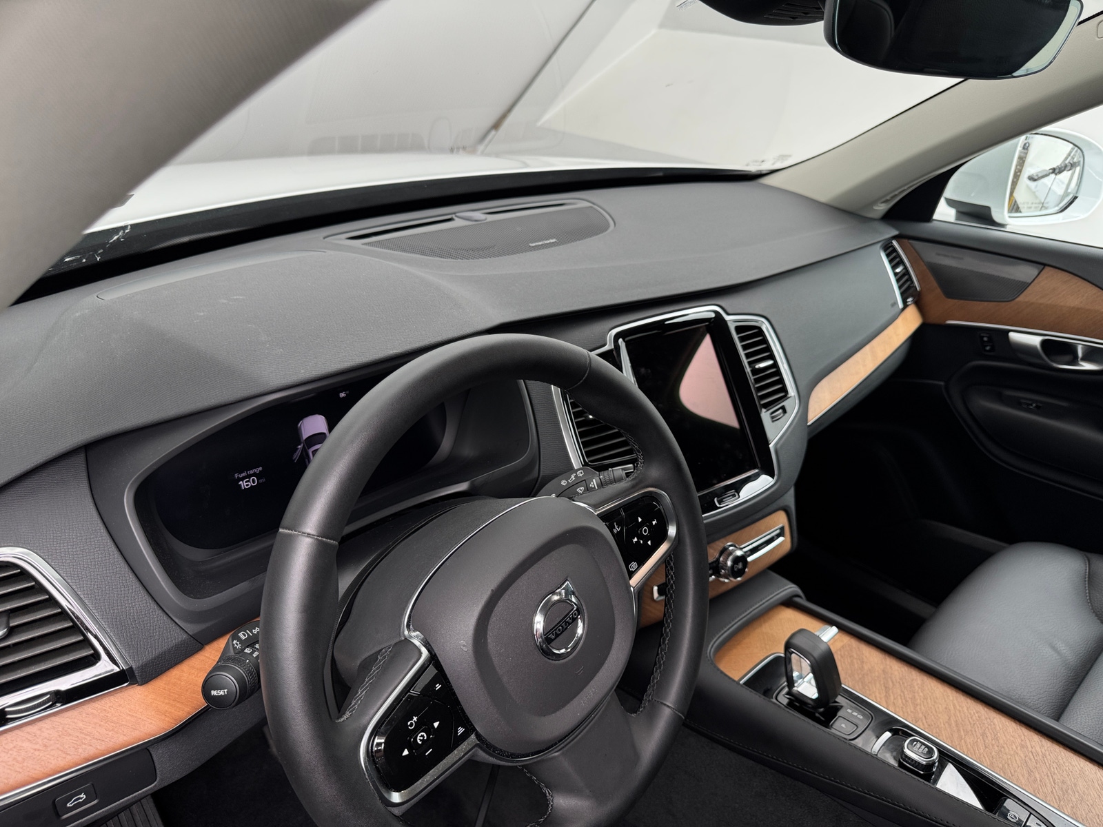 Thumbnail: 2024 Volvo XC90 - 2