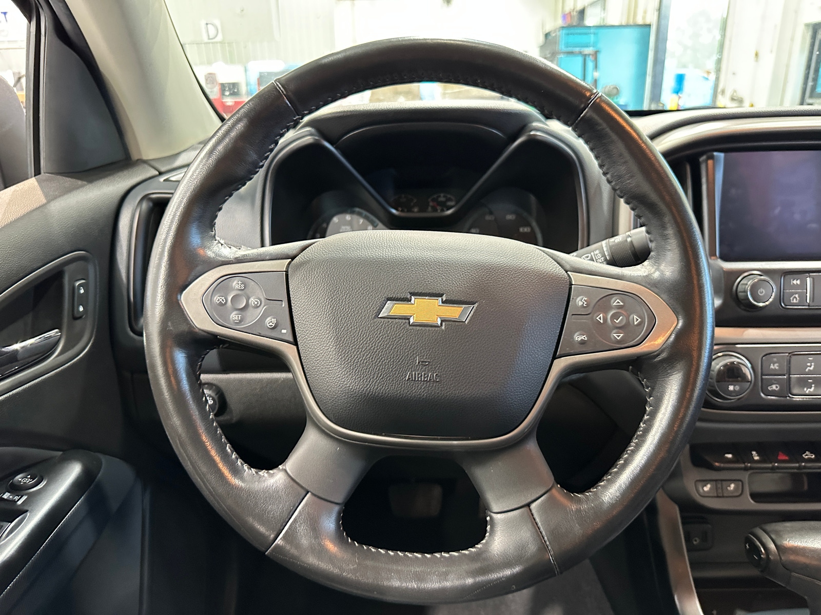 Thumbnail: 2020 Chevrolet Colorado - 5