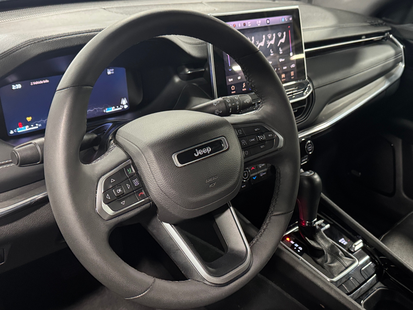 Thumbnail: 2023 Jeep Compass - 4