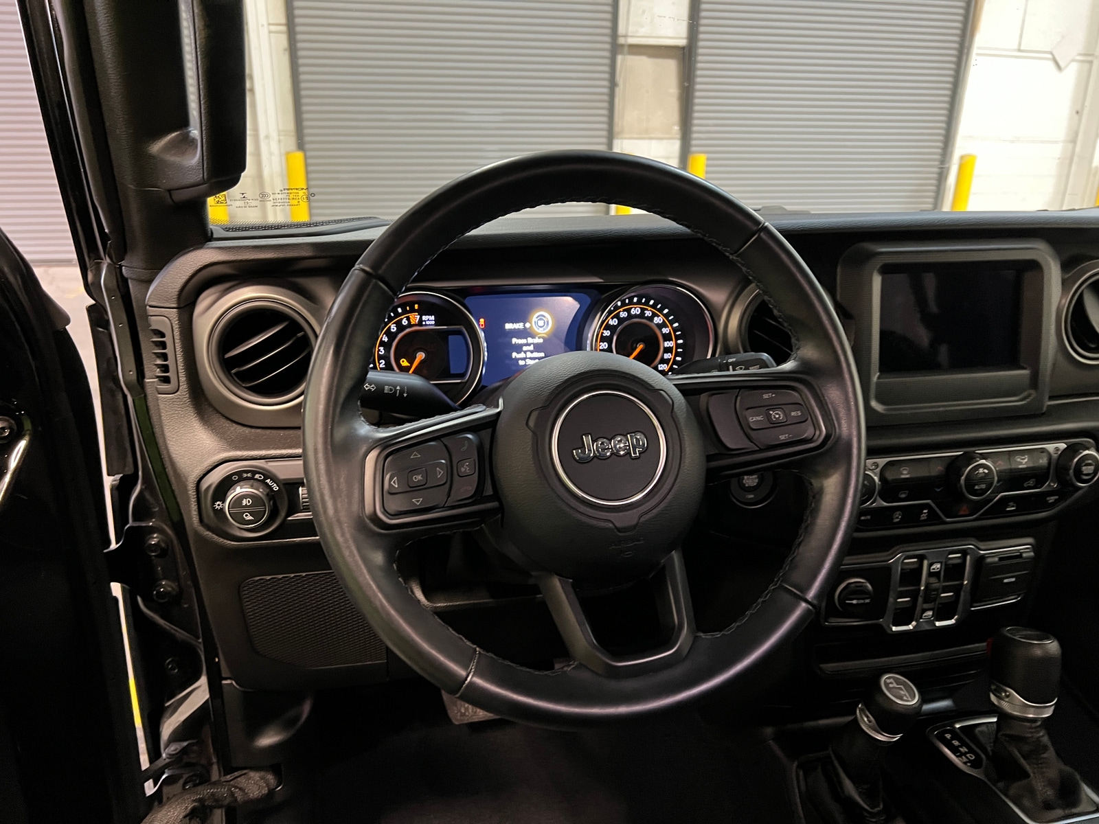Thumbnail: 2021 Jeep Gladiator - 5