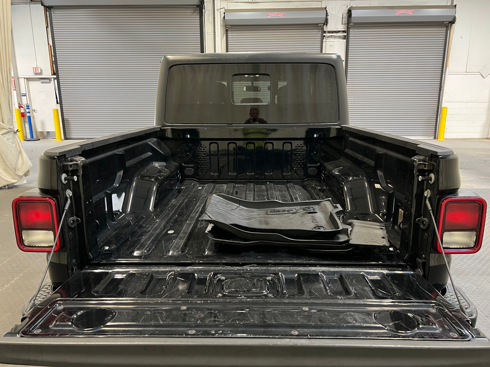 Thumbnail: 2021 Jeep Gladiator - 7