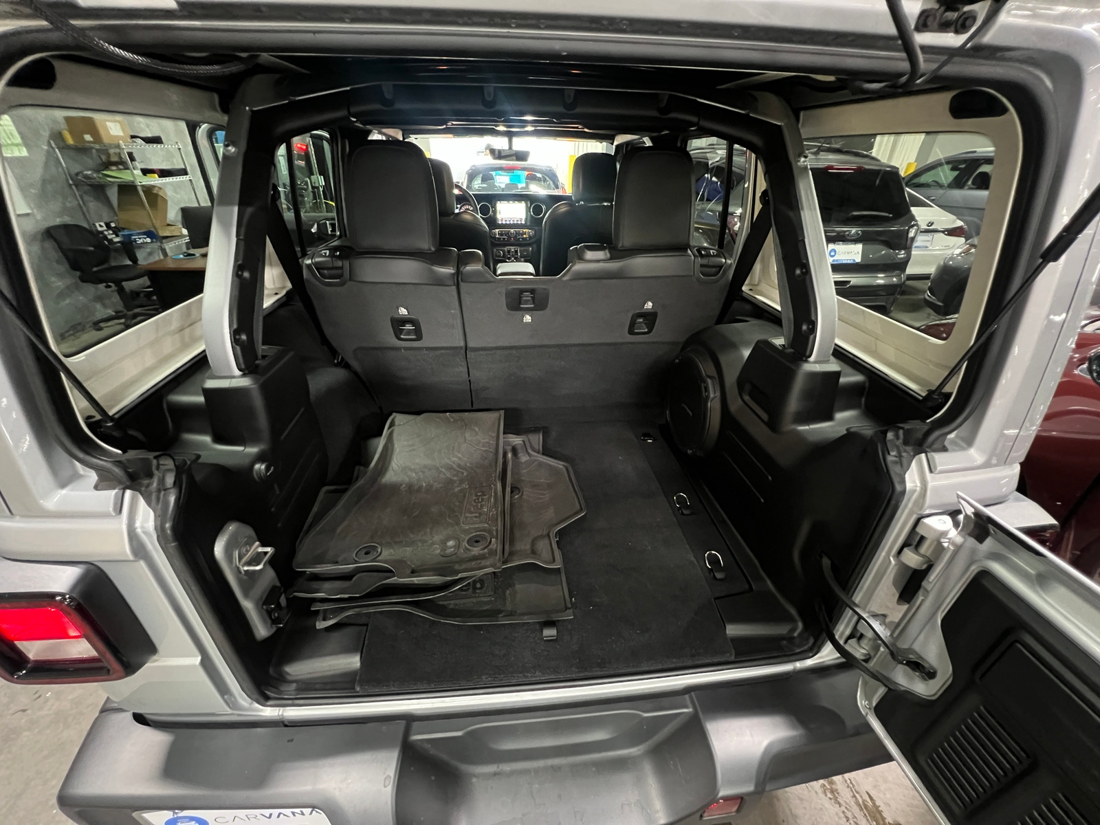 Thumbnail: 2022 Jeep Wrangler - 6