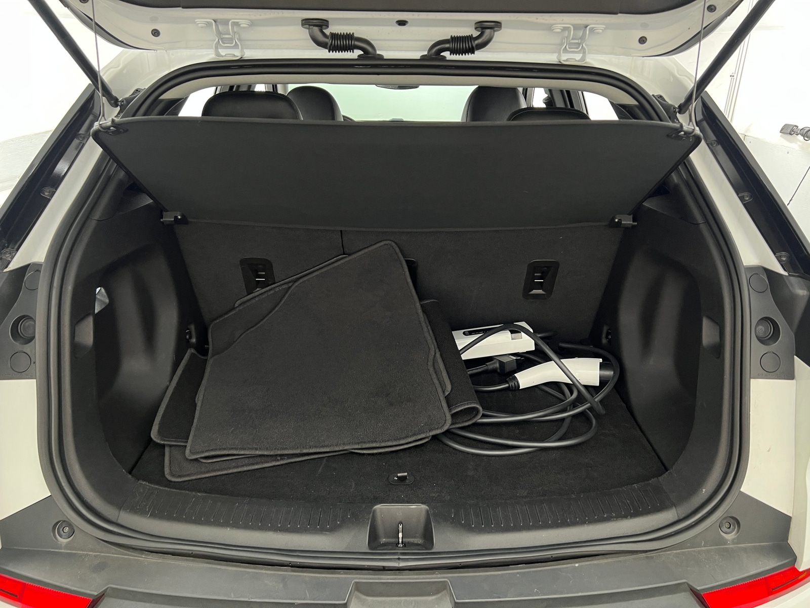 Thumbnail: 2023 Chevrolet Bolt EUV - 7