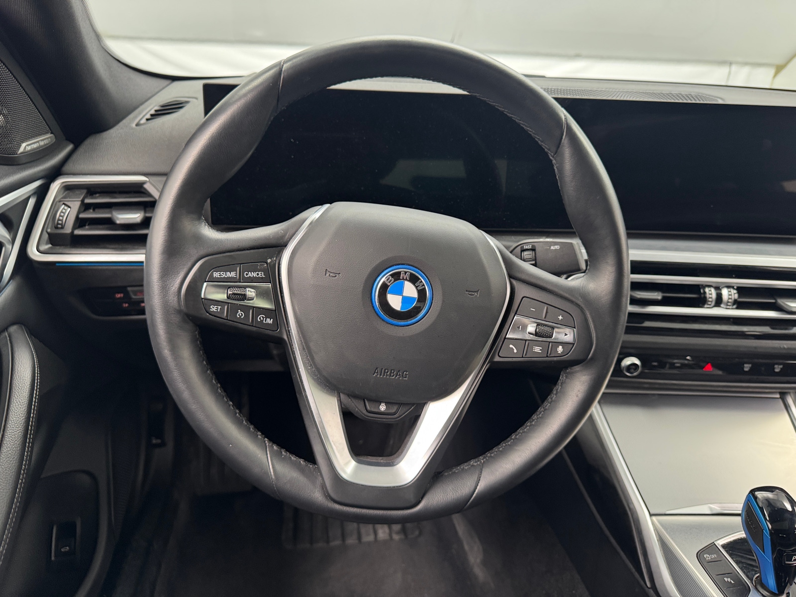 Thumbnail: 2023 BMW i4 - 3