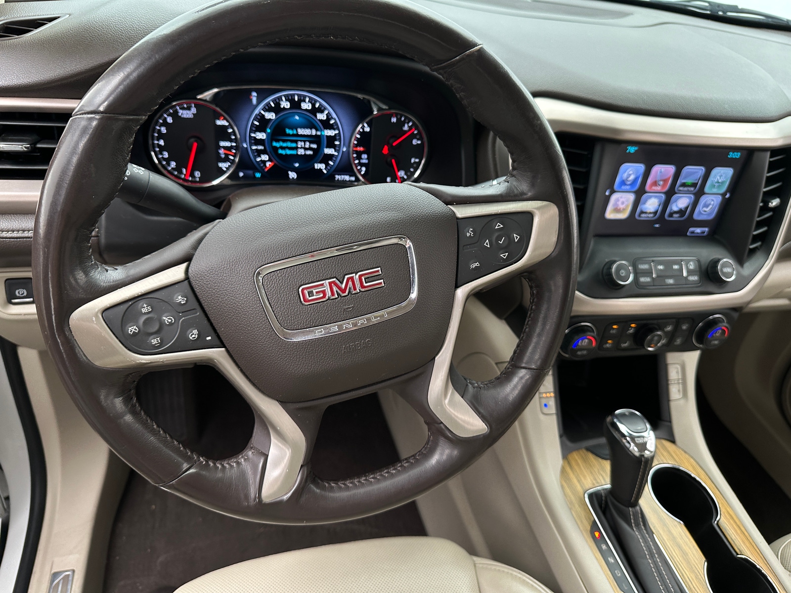 Thumbnail: 2018 GMC Acadia - 4