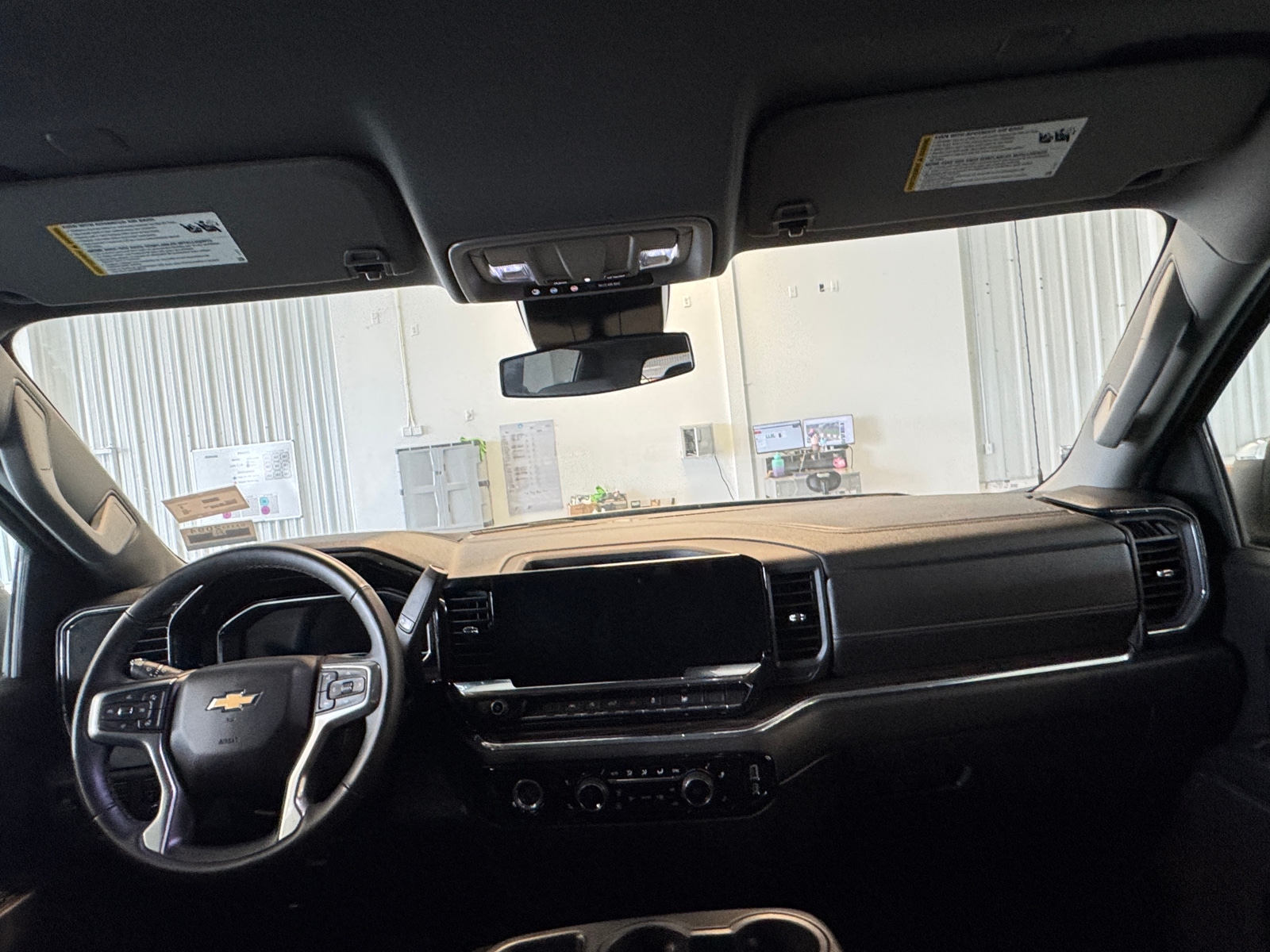 Thumbnail: 2024 Chevrolet Silverado 1500 - 3