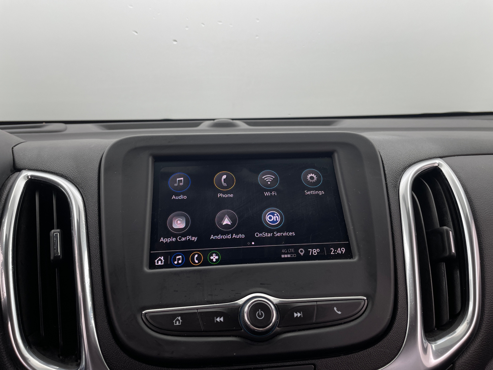 Thumbnail: 2022 Chevrolet Equinox - 4
