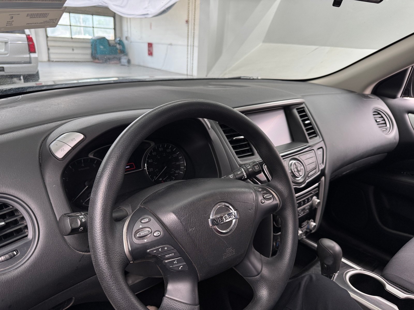 Thumbnail: 2018 Nissan Pathfinder - 3
