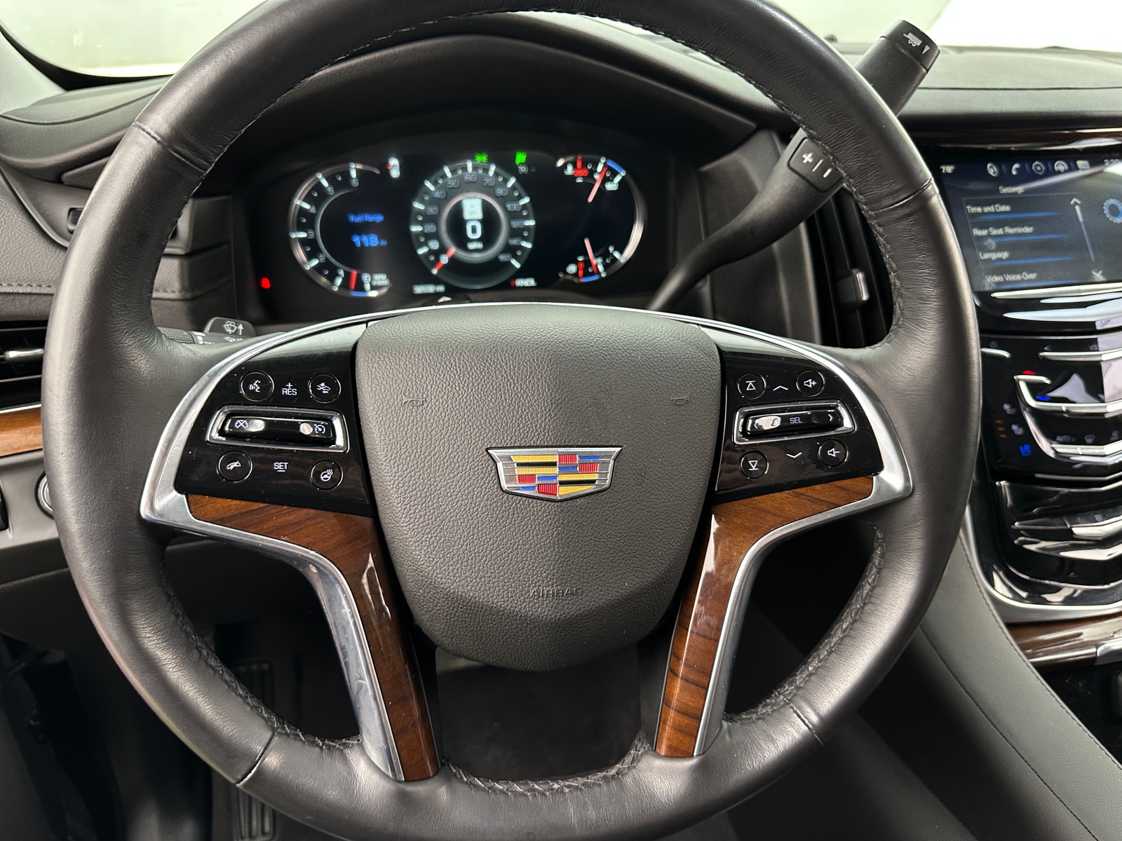 Thumbnail: 2020 Cadillac Escalade - 4