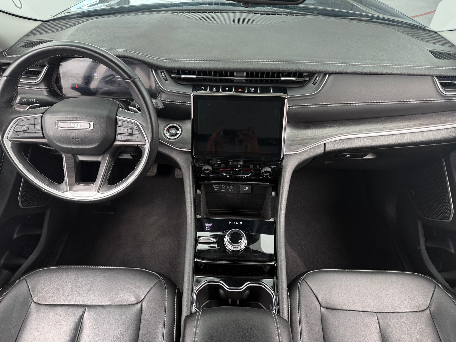 Thumbnail: 2022 Jeep Grand Cherokee L - 2