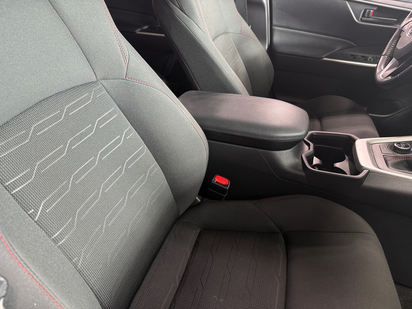 Thumbnail: 2021 Toyota RAV4 - 2