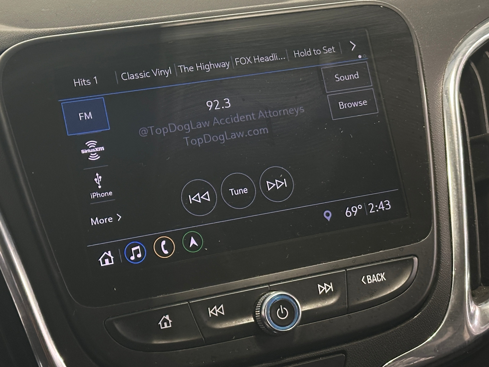Thumbnail: 2020 Chevrolet Equinox - 4