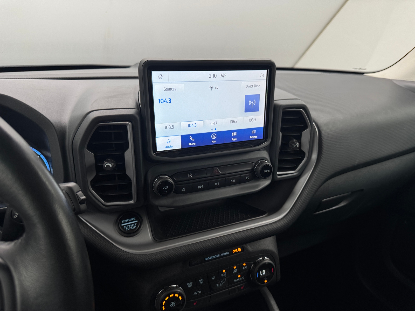 Thumbnail: 2021 Ford Bronco Sport - 4