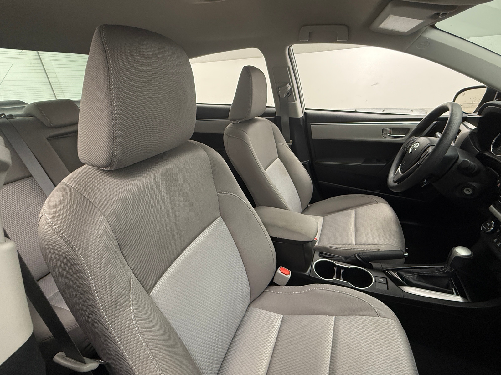 Thumbnail: 2016 Toyota Corolla - 2