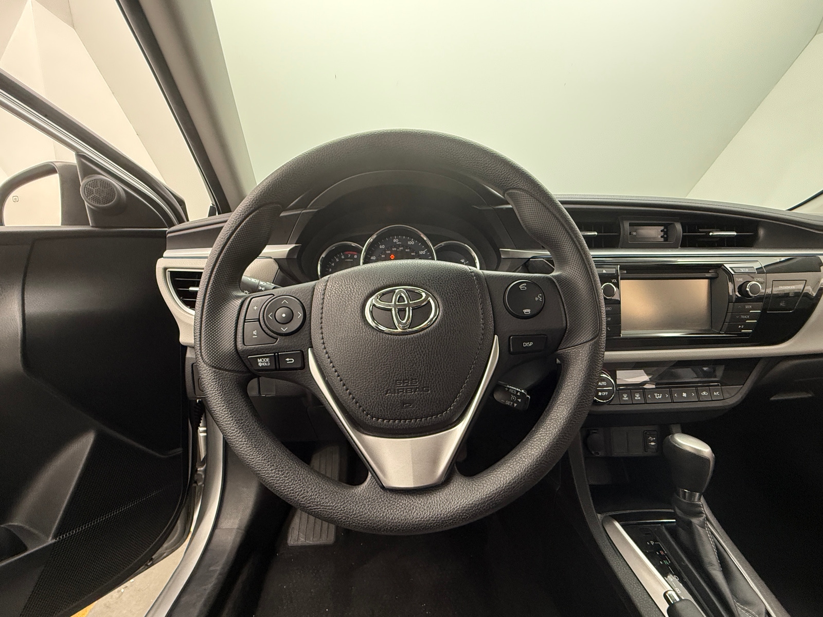 Thumbnail: 2016 Toyota Corolla - 5