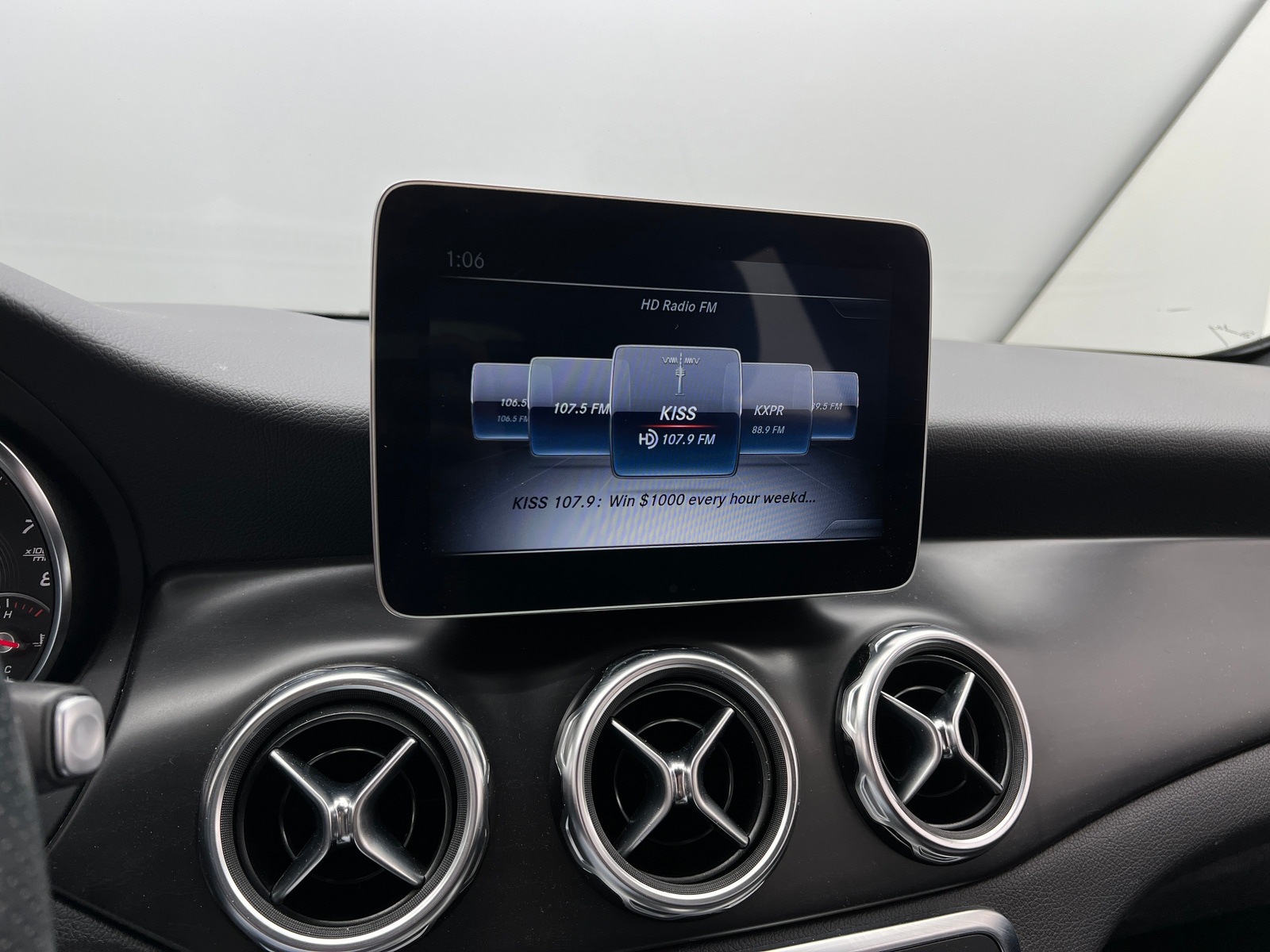 Thumbnail: 2019 Mercedes-Benz GLA - 3