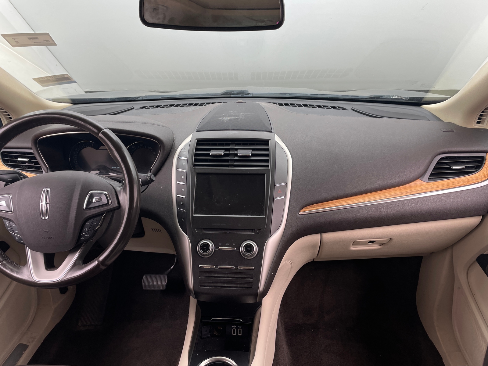Thumbnail: 2016 Lincoln MKC - 2