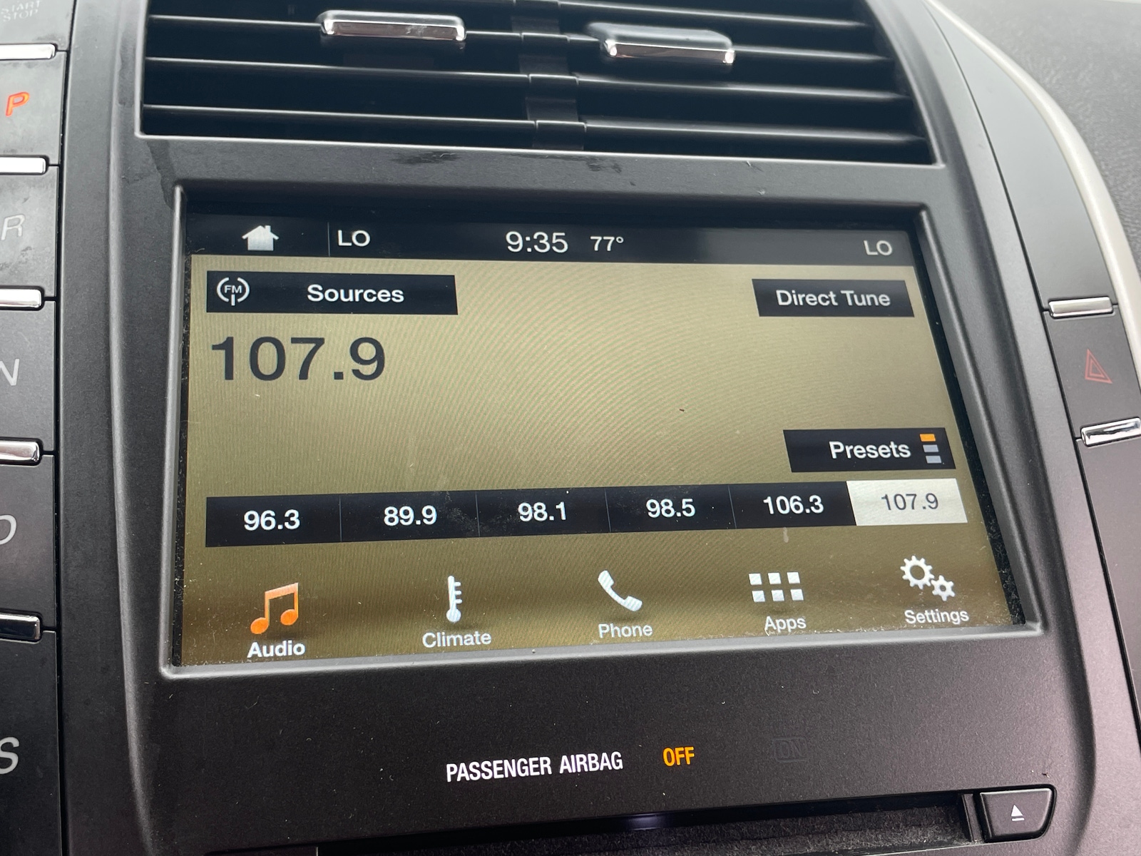 Thumbnail: 2016 Lincoln MKC - 3
