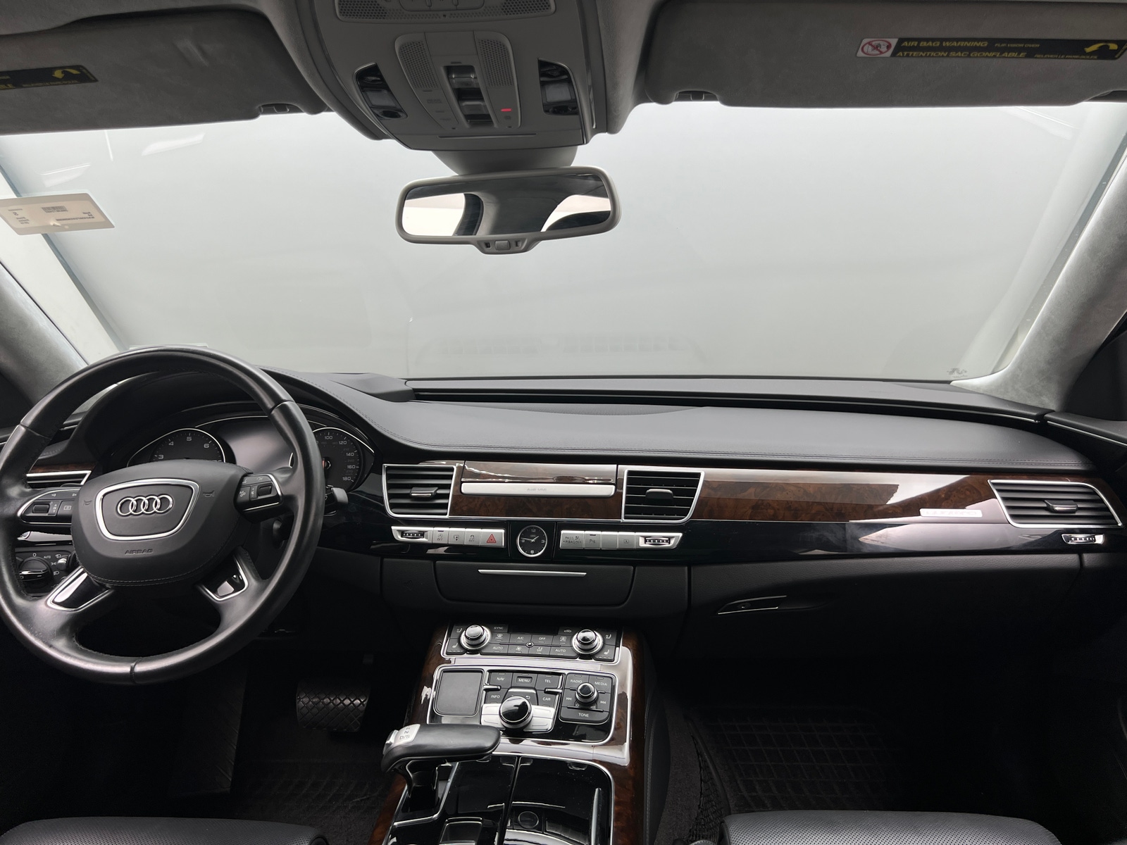 Thumbnail: 2016 Audi A8 - 2