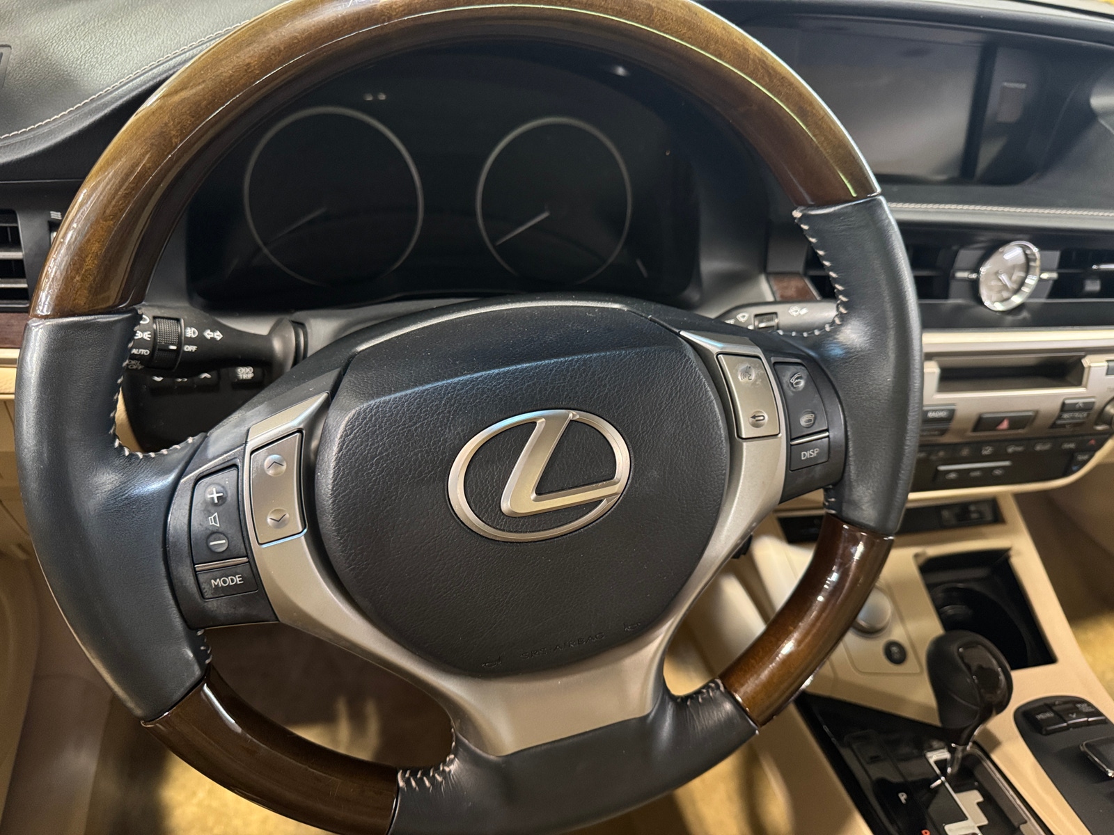 Thumbnail: 2013 Lexus ES - 4