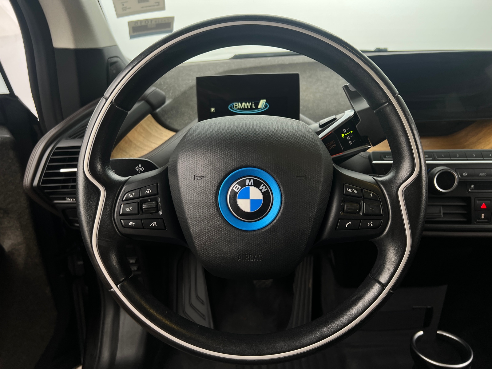Thumbnail: 2015 BMW i3 - 3