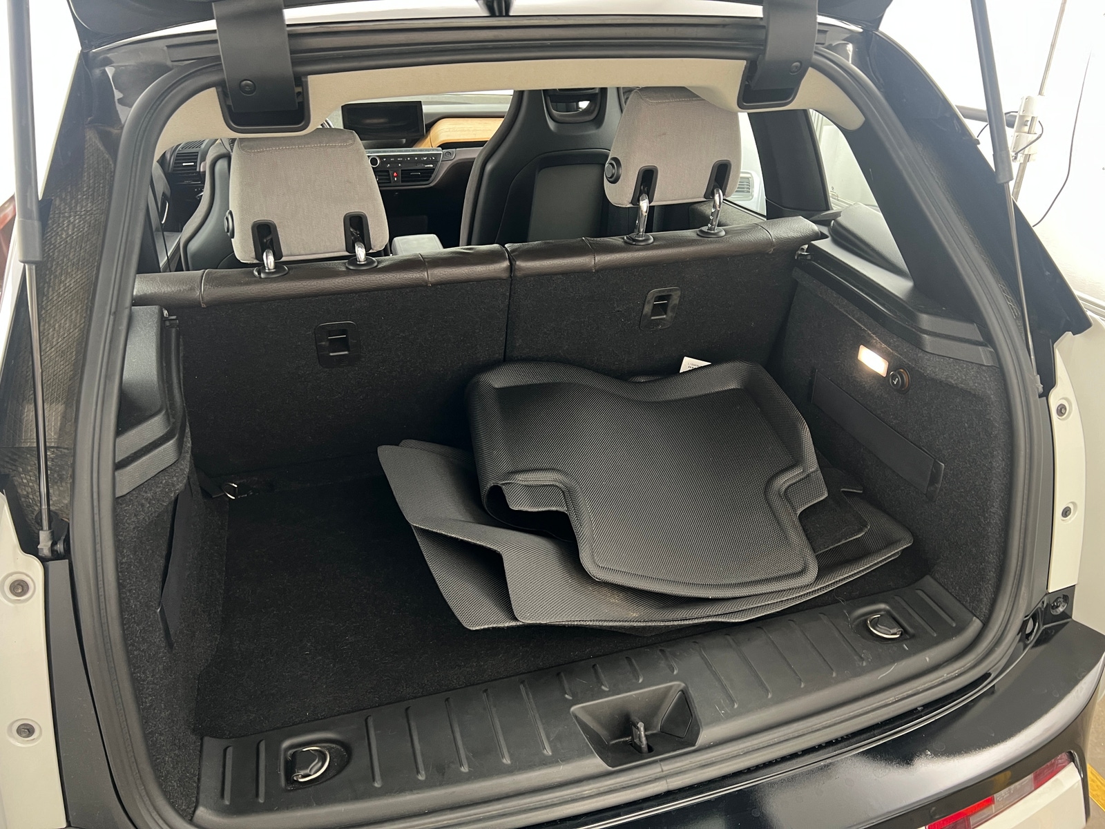 Thumbnail: 2015 BMW i3 - 5