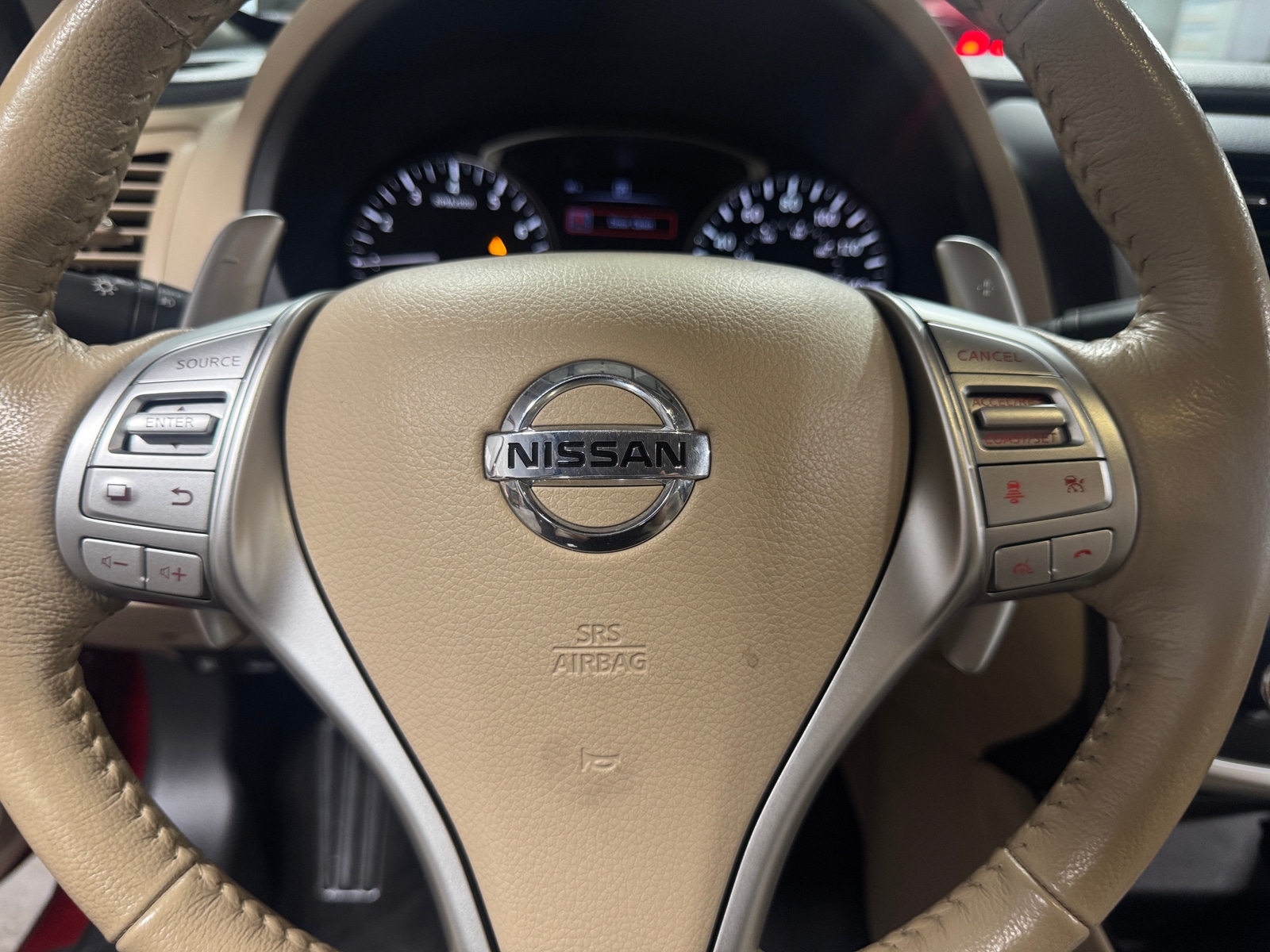Thumbnail: 2017 Nissan Altima - 4