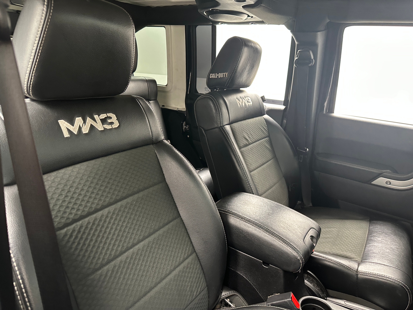 Thumbnail: 2012 Jeep Wrangler - 2