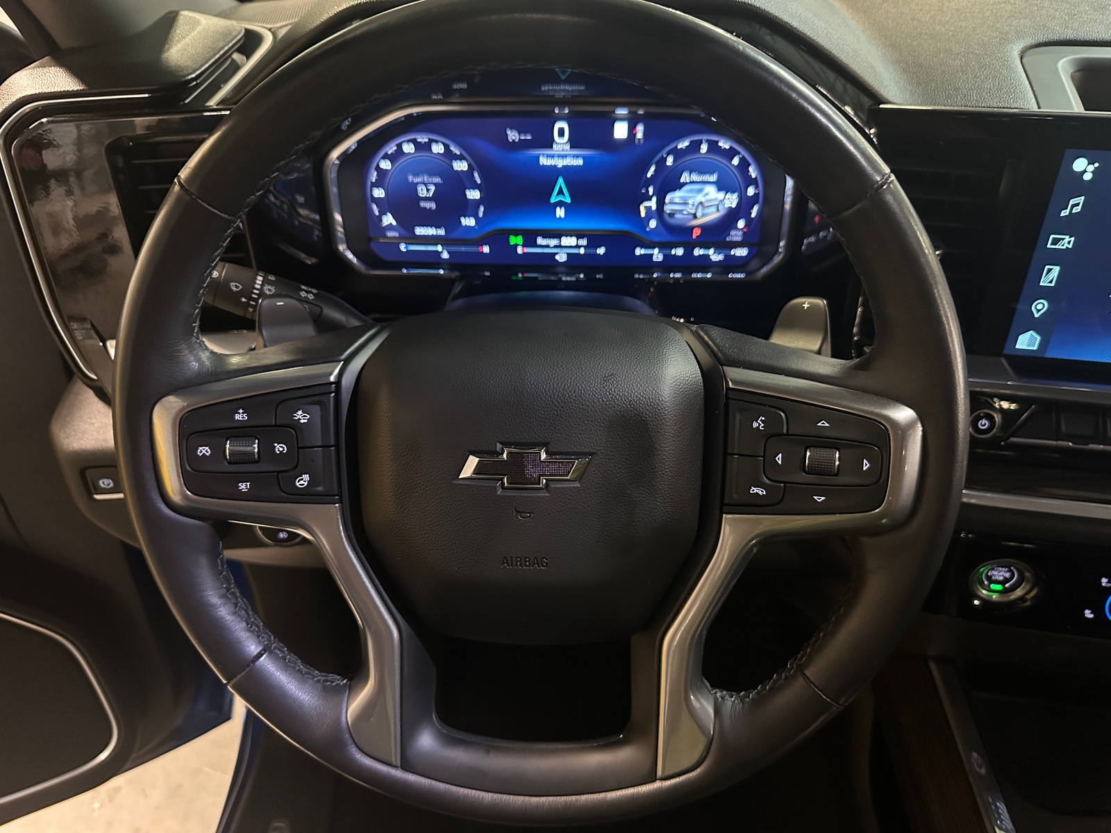 Thumbnail: 2022 Chevrolet Silverado 1500 - 5
