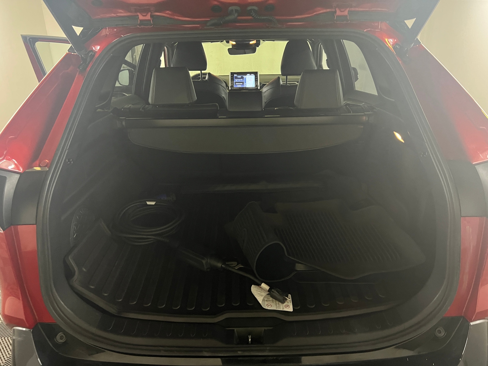 Thumbnail: 2021 Toyota RAV4 - 6