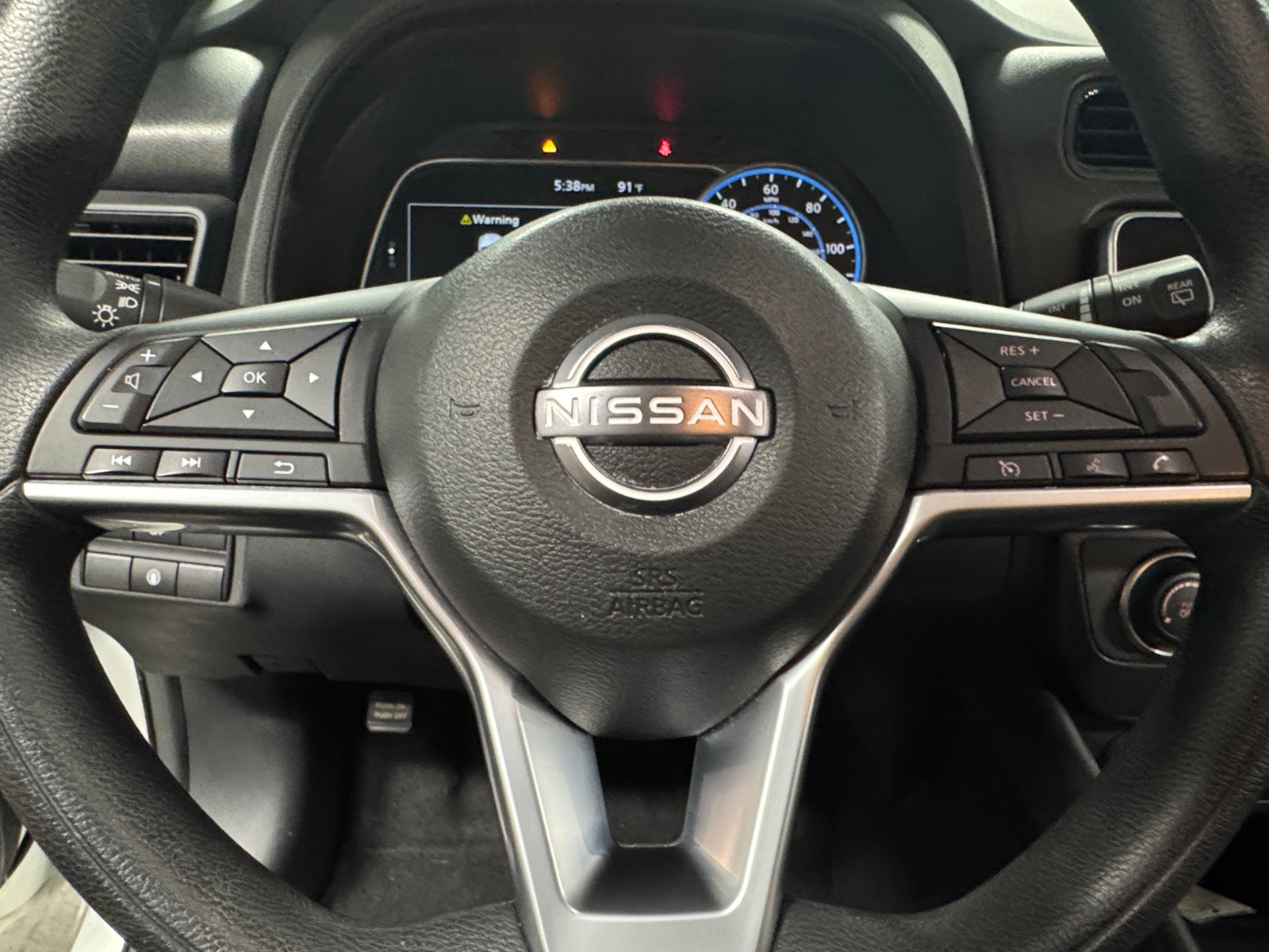 Thumbnail: 2023 Nissan Leaf - 5