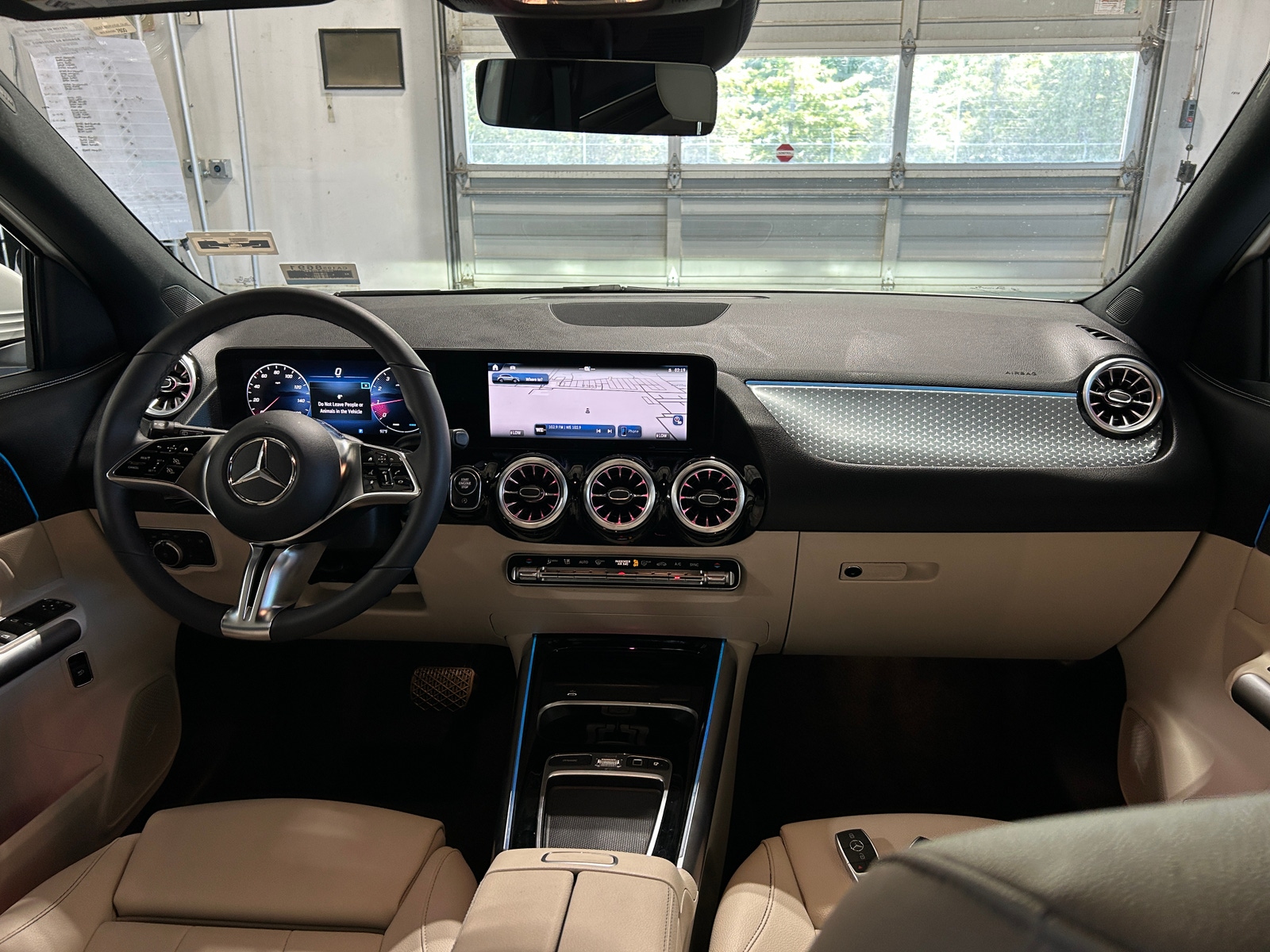 Thumbnail: 2025 Mercedes-Benz GLA - 2