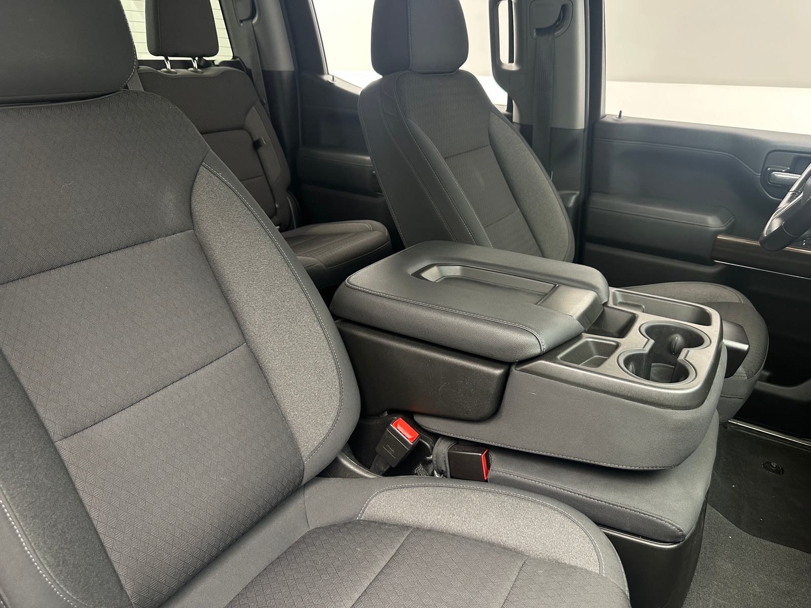 Thumbnail: 2021 Chevrolet Silverado 1500 - 2