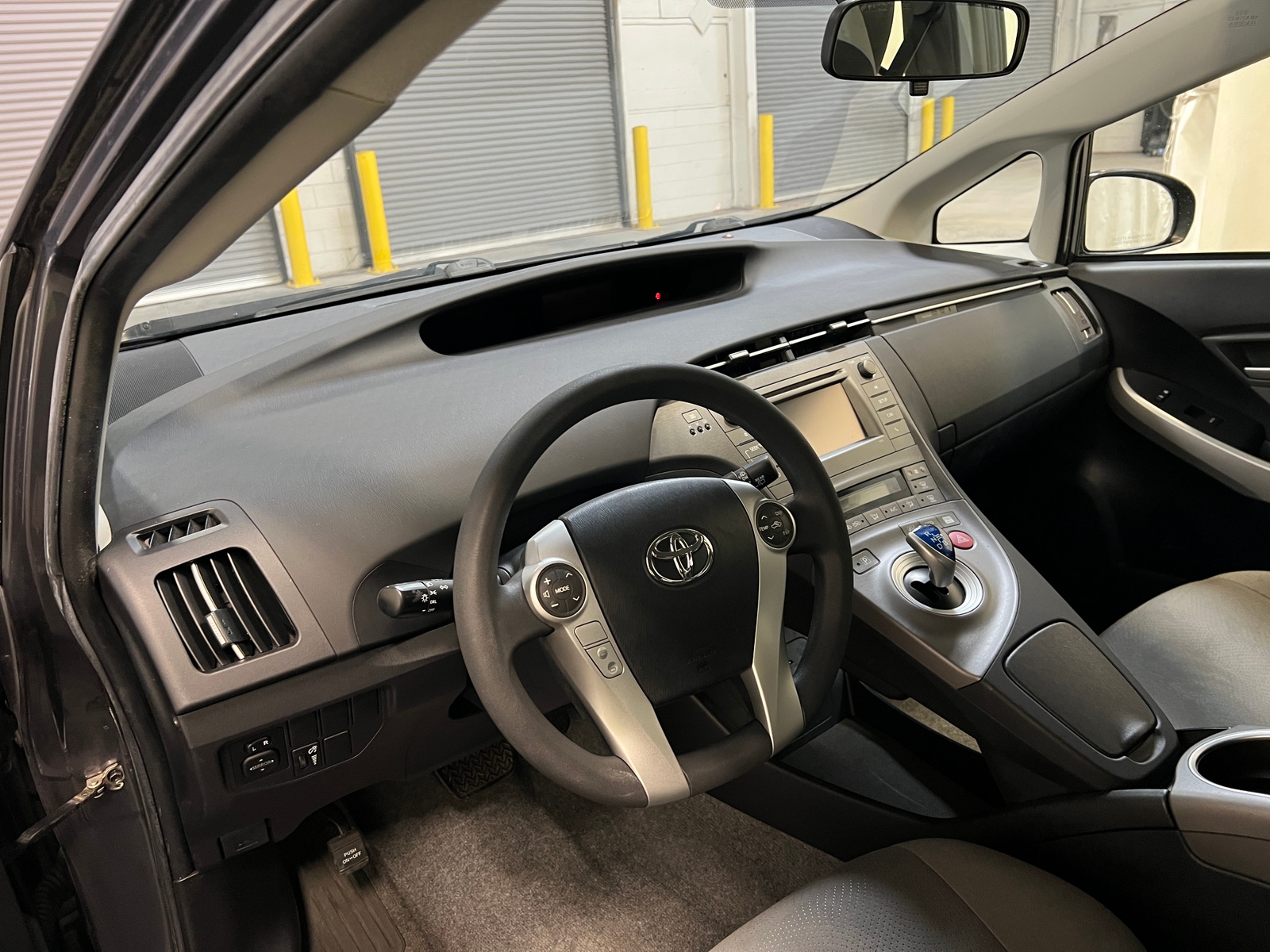 Thumbnail: 2015 Toyota Prius - 3